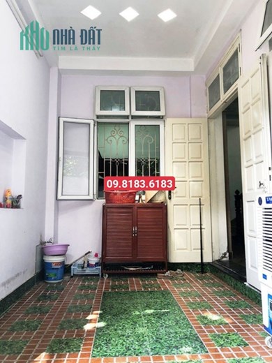 Bán nhà dân xây độc lập ngõ 140 Đình Đông, diện tích 55m 3 tầng, GIÁ 2.8 tỉ lô góc
