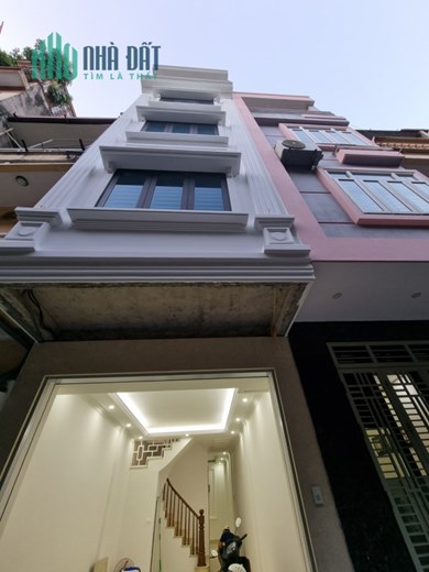 Bán nhà Nghĩa Tân, Cầu Giấy. 46m2x5; giá 12.5 tỷ . Phương
