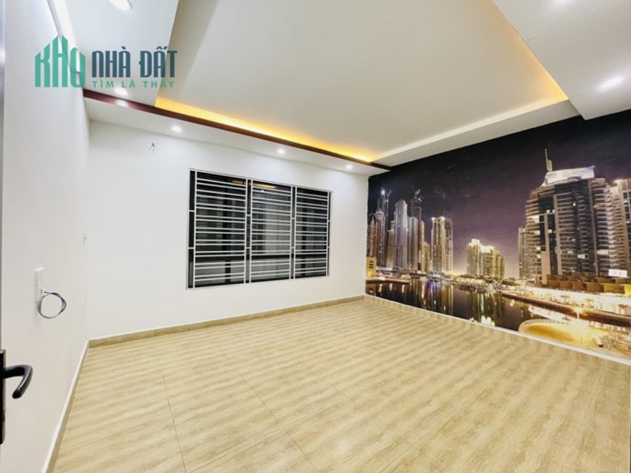 Bán nhà rẻ đẹp phố Thiên Lôi, 4 tầng 4 ngủ, GIÁ 2.39 tỉ ngay gần Cầu Rào 1