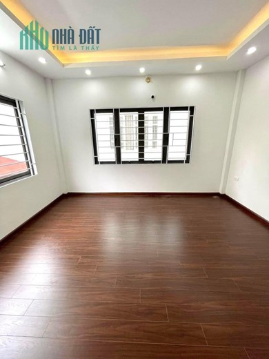 BÁN NHÀ XÃ ĐÀN  15M RA ĐƯỜNG CHÍNH CHỈ  6 TỶ