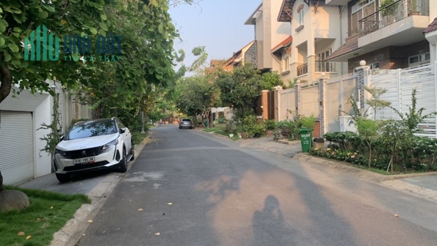 Khám phá cơ hội đầu tư đẳng cấp tại đường Nguyễn Văn Hưởng, Thảo Điền