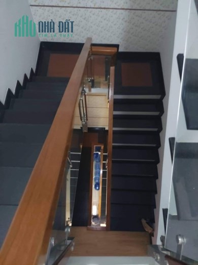 Bán nhà mặt tiền kinh doanh 60m2 5 lầu Tân BÌnh