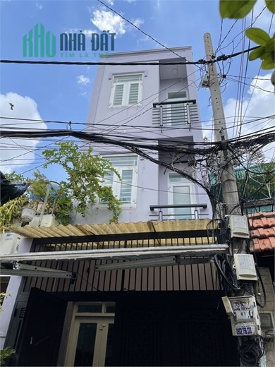GIÁ RẺ BẤT NGỜ- HXH KHU CHỢ BÀ CHIỂU BÌNH THẠNH- GẦN 50M2 - 3 TẦNG- CHỈ 4 TỶ xíu
