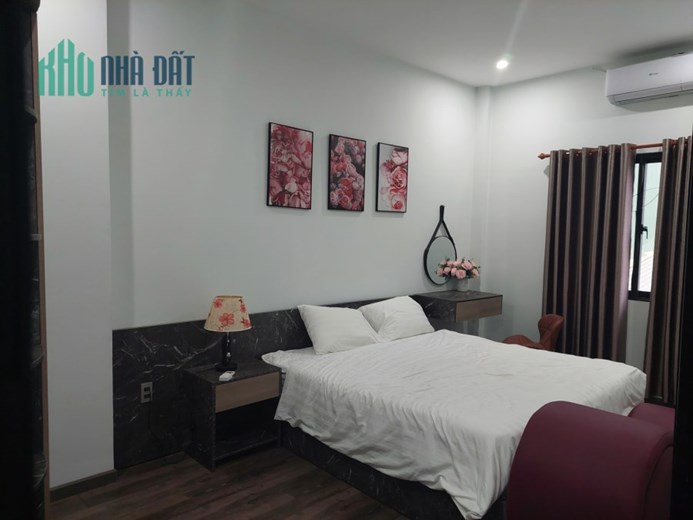 Cần bán tòa Căn Hộ Vị Trí Đẹp Đường 10m5 Quận Ngũ Hành Sơn 100m2 5 tầng