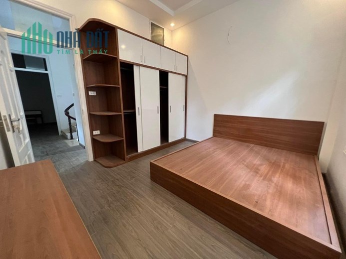 Bán đất tặng nhà phố Lê Văn Lương Thanh Xuân 42m 3 tầng ngõ thông kinh doanh 4.6 tỷ