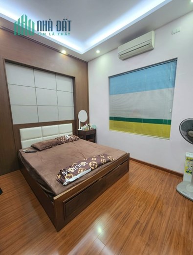 Siêu VIP Phân Lô, Nhà đẹp Trần Quốc Hoàn 45m2 x 6T,Gara ô tô, KD đỉnh 13 tỷ.