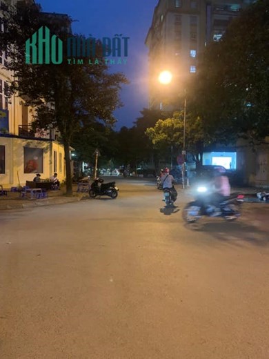 Siêu Phẩm căn hộ chung cư  Mễ Trì Thượng lô góc 91m2, nội thất sịn xò hơn 2 tỷ.