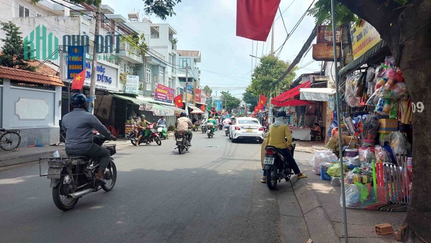 Bán Nhà Linh Xuân - Thủ Đức - 205m2, Ngang 7.5m – 2 Tầng – Hẻm Xe Tải – Lời Ngay Khi Mua