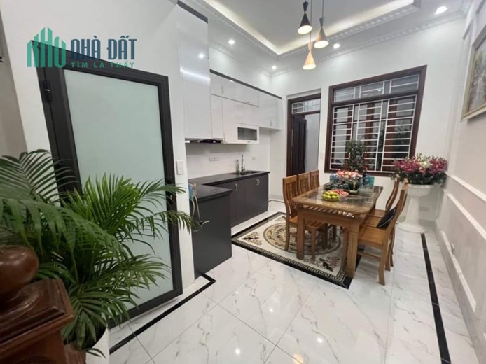 Ô TÔ ĐỖ CỬA - NGÕ QUAN CHỨC - Ở HAY VĂN PHÒNG TUYỆT VỜI - 2 THOÁNG TRƯỚC SAU