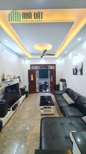 CỰC HIẾM-BÁN NHÀ PHỐ XUÂN ĐỈNH-Ô TÔ ĐỖ 3 BƯỚC CHÂN-NGÕ THÔNG-57M2-CHỈ 5,6 TỶ