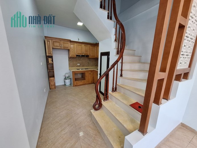 Bán nhà Vĩnh Hưng Cạnh chung cư T&T 5 Tầng 3 PN giá 3,39 Tỷ