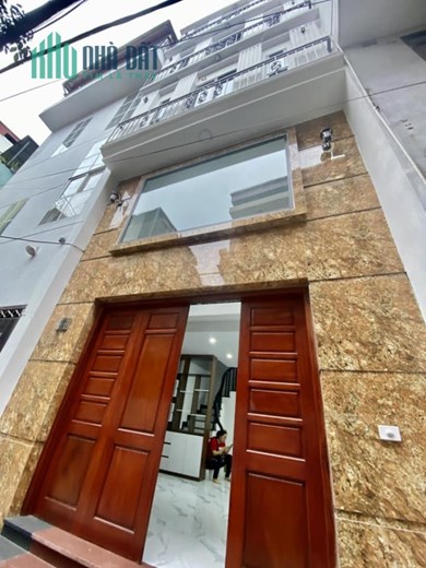 BÁN NHÀ PHỐ NGUYỄN SƠN, DT 35M, 5T, 4.5 TỶ NGÕ THÔNG KHU VIP CBCC NGHÀNH HÀNG KHÔNG".