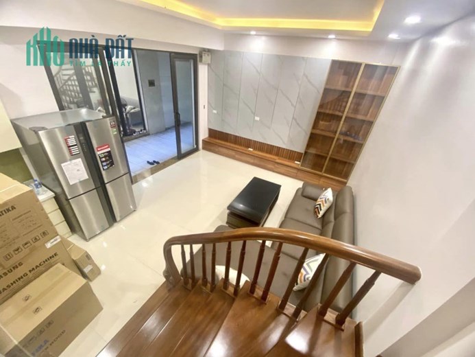 BÁN NHANH NHÀ NGÕ 103 PHÁO ĐÀI LÁNG - MT: 4,5M, DT: 35M*5 TẦNG, CHỈ  HƠN 4 TỶ