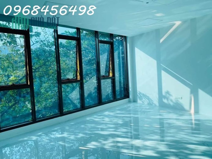 Bán Tòa Nhà Mặt Phố Trần Duy Hưng Cực Đẹp, DT 130m2, 6 Tầng Thang Máy, Kinh Doanh Vô Địch