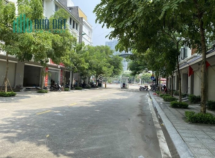 Bán Nhà 4 Tầng Khu B Gleximco Hàng Xóm Thiên Đường Bảo Sơn