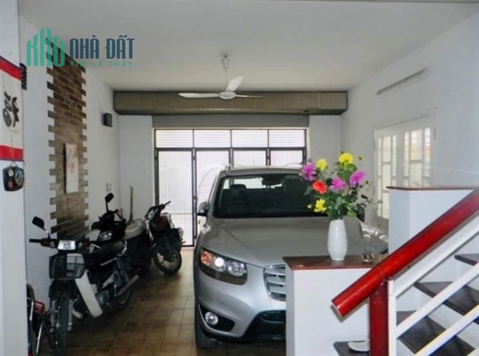 Bán nhà Trung Kính To, DT 65m2 gara ô tô, 2 ô tô tránh, kinh doanh hơn 12 Tỷ