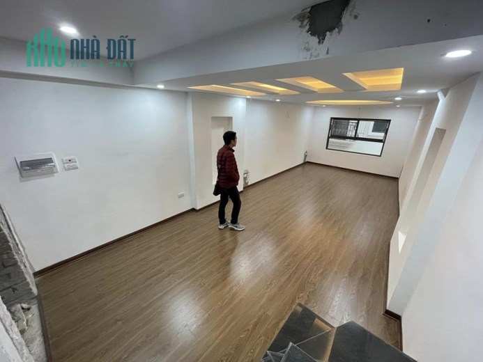 Bán Nhà 6 Tầng Thang Máy Xây Mới ĐườngTrường Chinh Đống Đa 37m - 6T Giá 7  tỷ có Thương Lượng ,Chủ