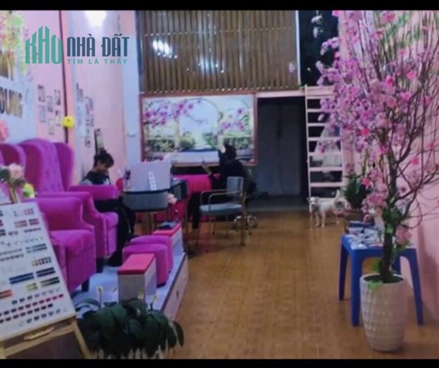 Do gia đình có việc đi xa không thể kinh doanh nữa cần nhượng 80m2 mặt bằng kinh doanh địa chỉ: Đối
