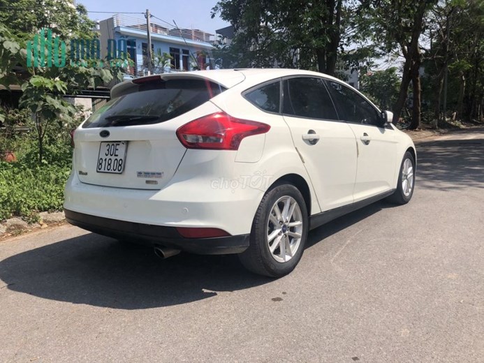 Bán xe Ford Focus Trend 2017 Trắng chính chủ, Biển HN đẹp Phường Hoàng Văn Thụ, Quận Hoàng Mai, Hà