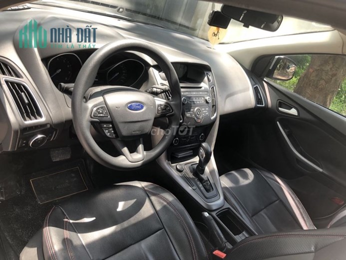 Bán xe Ford Focus Trend 2017 Trắng chính chủ, Biển HN đẹp Phường Hoàng Văn Thụ, Quận Hoàng Mai, Hà