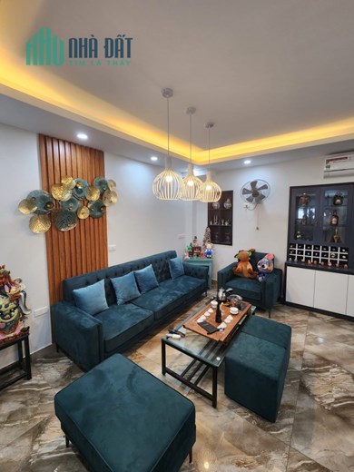 Nhà rộng Ngọc Thụy, Long Biên, 82m x 6 tầng, MT 4.5m, thang máy xịn, giá hơn 8 tỷ