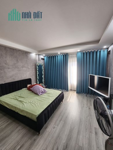 Nhà rộng Ngọc Thụy, Long Biên, 82m x 6 tầng, MT 4.5m, thang máy xịn, giá hơn 8 tỷ