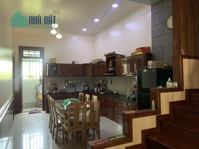 Cho thuê nhà mặt phố ngay trung tâm thành phố Huế
