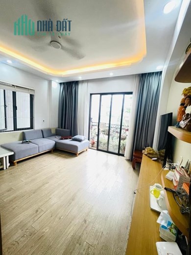 Bán nhà Cầu Diễn, Nam Từ Liêm, ô tô ngủ trong nhà, nhà mới ở ngay, 35m, 4.3 tỷ