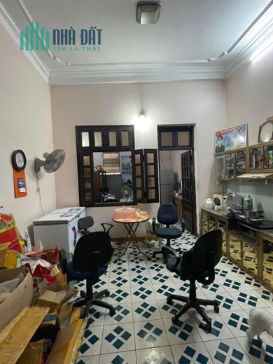 bán đất tặng nhà cũ 2 tầng mặt phố Ngọc Lâm-Long Biên 80m, vỉa hè 7m,kinh doanh đắc địa
