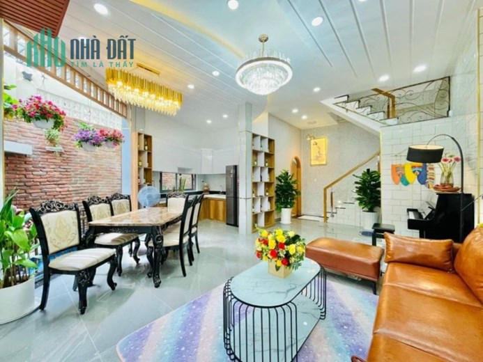 Siêu phẩm Villa Gò Vấp, nội thất xịn xò, Phạm Văn Chiêu, HXH, 4 tầng chỉ 5.9 tỷ TL