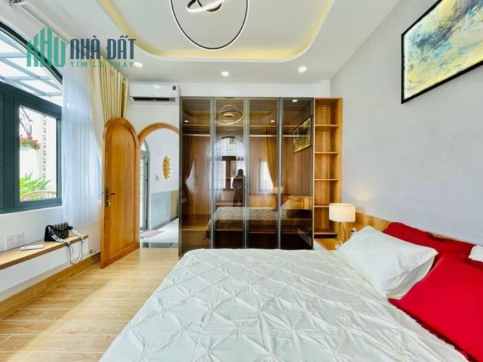 Siêu phẩm Villa Gò Vấp, nội thất xịn xò, Phạm Văn Chiêu, HXH, 4 tầng chỉ 5.9 tỷ TL