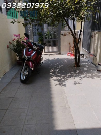 CHO THUÊ NHÀ NGAY TRUNG TÂM QUẬN 5, TIỆN ĐI Q1,3,4,6,8