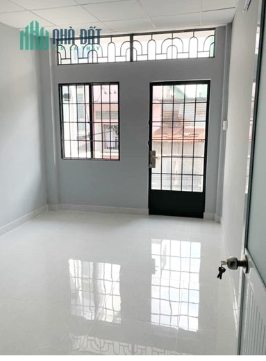 Nhà trệt + lầu  Hưng Phú-Dã Tượng P10 Q8 - 9 triệu / tháng
