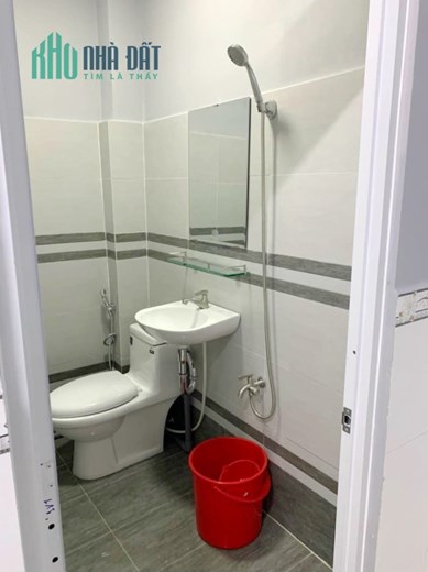 Nhà trệt + lầu  Hưng Phú-Dã Tượng P10 Q8 - 9 triệu / tháng