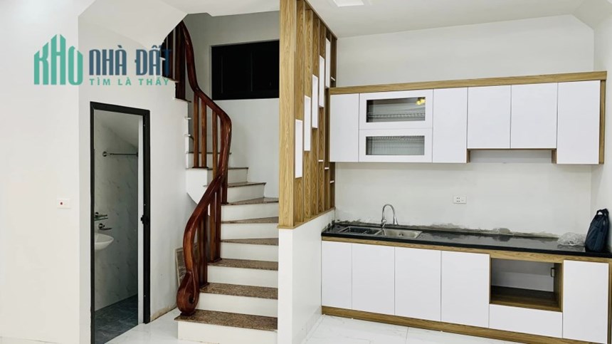 Bán nhà Xuân Diệu, nhà đẹp ngõ nông giáp Hồ Tây, DT 41mx4T, chỉ 5.38 tỷ