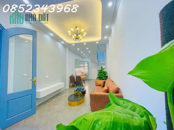 Bán nhà phố Yên Hòa, Cầu Giấy, 32m2, 5 tầng, tặng full nội thất, giá 4.65 tỷ.