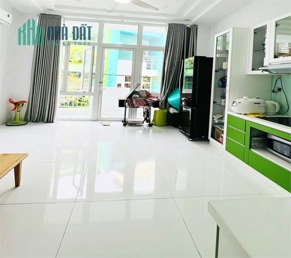 40m2 - 4 Tầng - Bán nhà Mặt tiền 6m Lý Thường Kiệt Tân Bình nhích 7 tỷ