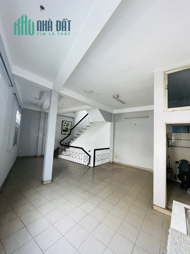MTKD ĐỈNH - 4 LẦU - 150M2 SỬ DỤNG - NGANG 8M - CHO THUÊ 40TR/THÁNG - CHỈ 12.8 TỶ TL