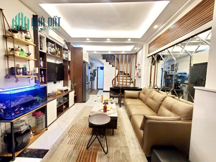 Bán nhà phố Phan Đình Giót, quận Thanh Xuân. 42m2 x 4 Tầng. NHÀ ĐẸP. Ô TÔ. 4 Tỷ. 0968084286
