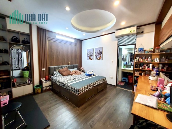 Bán nhà phố Phan Đình Giót, quận Thanh Xuân. 42m2 x 4 Tầng. NHÀ ĐẸP. Ô TÔ. 4 Tỷ. 0968084286