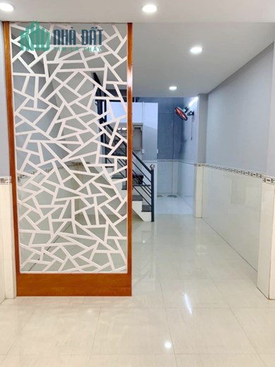 Nhà thuê nguyên căn hẻm Dã Tượng P10Q8 - Giá : 9 Triệu
