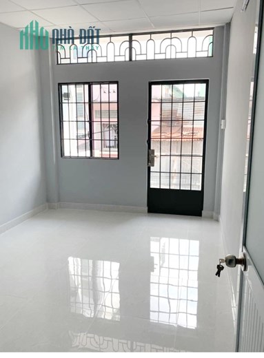 Nhà thuê nguyên căn hẻm Dã Tượng P10Q8 - Giá : 9 Triệu