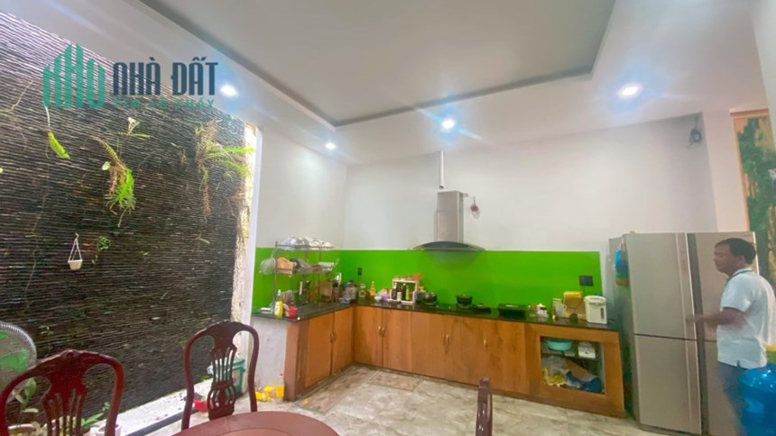 NHÀ ĐEP. 100M. 4 TẦNG BTCT. QL 1K LINH XUÂN GIÁ 7.6 TỶ