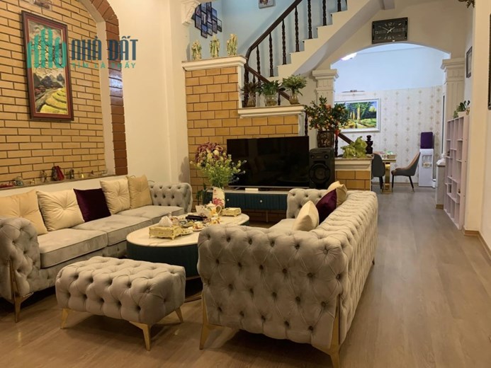Bán luôn nhà 8,7 tỷ MT 4,5m Ngõ 203 Kim Ngưu 70m2x5T, SĐCC