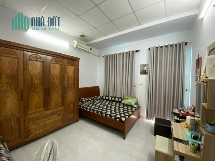NHÀ 2 TẦNG - 35M2 - GẦN MẶT ĐƯỜNG 3/2 - QUẬN 10, NHỈNH 3 TỶ, 0902934079
