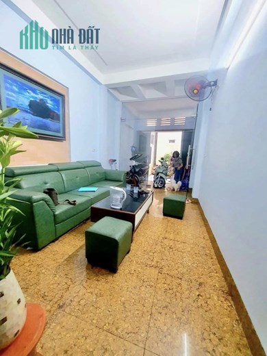 Nhà Khương Đình 47m2, 4T, 3 mặt thoáng, nhỉnh 4 tỷ