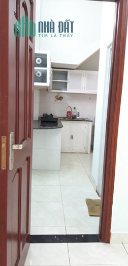 Cho thuê căn hộ 65m2 MT 399 Nguyễn Trọng Tuyển, P2, Tân Bình - HCM