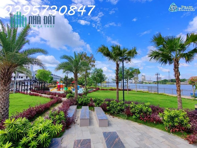 Định cư nước ngoài cần bán lại Căn Góc 2 mặt tiền, trong  khu The Pearl Riverside Thị trấn Bến Lức