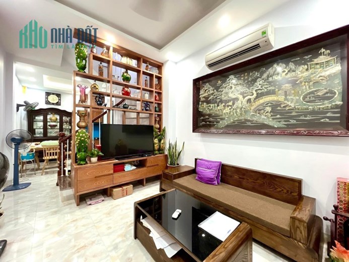 SIÊU HIẾM, Nhà Mễ Trì 42m2 x 5T, OTO ĐỖ - KD 3.99 Tỷ