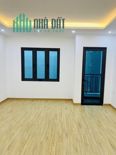 Bán nhà Phân Lô Tây Sơn, 43m2, Ô tô, Văn Phòng, gần Phố Thái Hà, Đống Đa, 8,78 tỷ